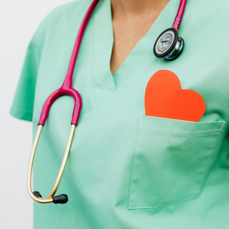 Perimenopause Heart Palpitations: What’s Normal, What’s Not, and How to Feel Calm Again